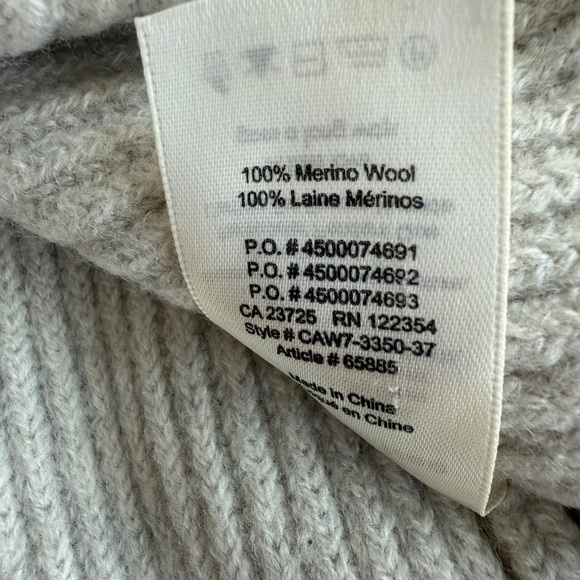 WILFRED Free 100% Merino Wool Crop Turtleneck Long Sleeve Sweater Size Medium - Picture 7 of 10